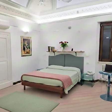 Baldassarre, Apartmán Pesaro